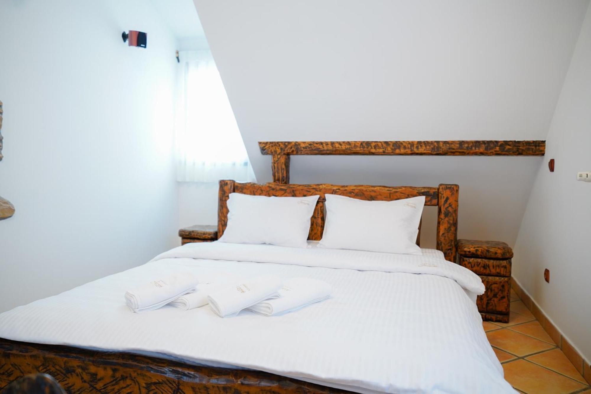 Konaciste Jezero Zlatibor Aparthotel Bagian luar foto