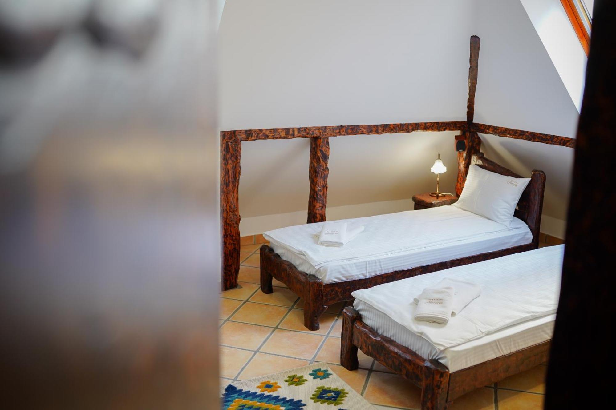 Konaciste Jezero Zlatibor Aparthotel Bagian luar foto