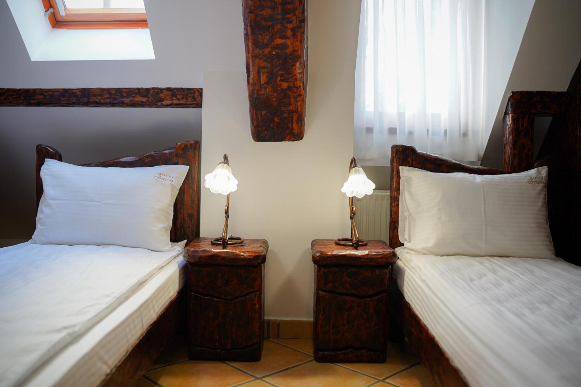 Konaciste Jezero Zlatibor Aparthotel Bagian luar foto